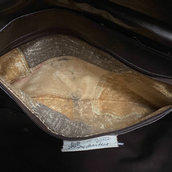 Vintage 70s chocolate brown suede and leather clutch - Picture 6 of 7